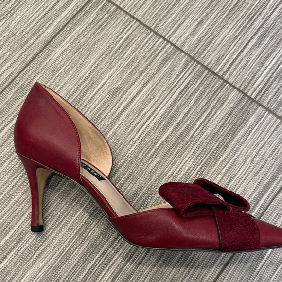 Nine West Burgundy Heels with Bow Detail - Picture 7 of 9